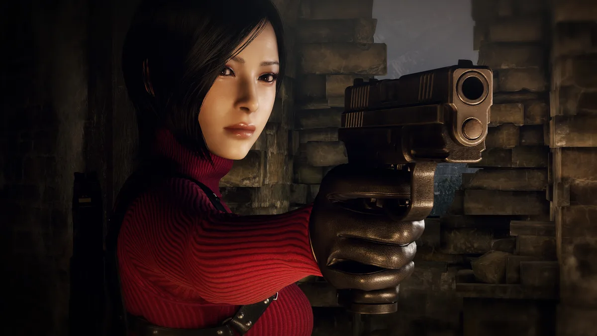Ada Wong en pull rouge pointant un pistolet dans une ruelle de pierre dans Resident Evil 4 Separate Ways
